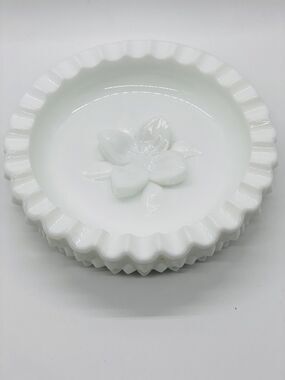 Fenton Vintage White Hobnail Milk Glass Ashtray w/Dogwood Flower in Center